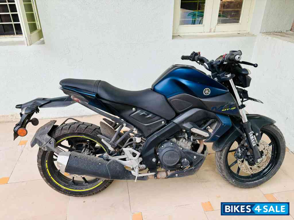 Blue Yamaha MT-15