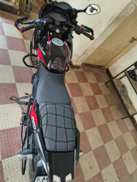Bajaj Pulsar 220F