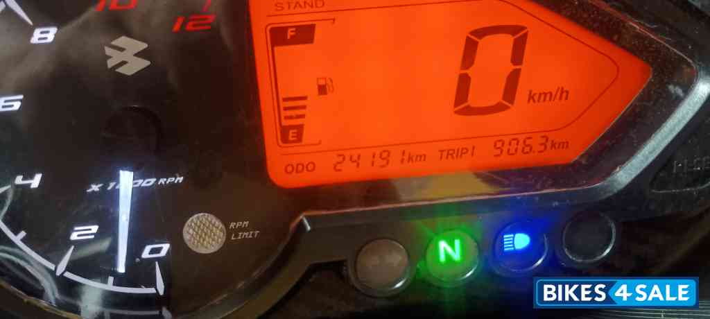 Bajaj Pulsar 125 Carbon Fibre Disc Split Seat