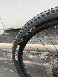 Mat Black Bicycle Dartmoor primal