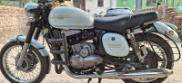 Jawa forty two BS6