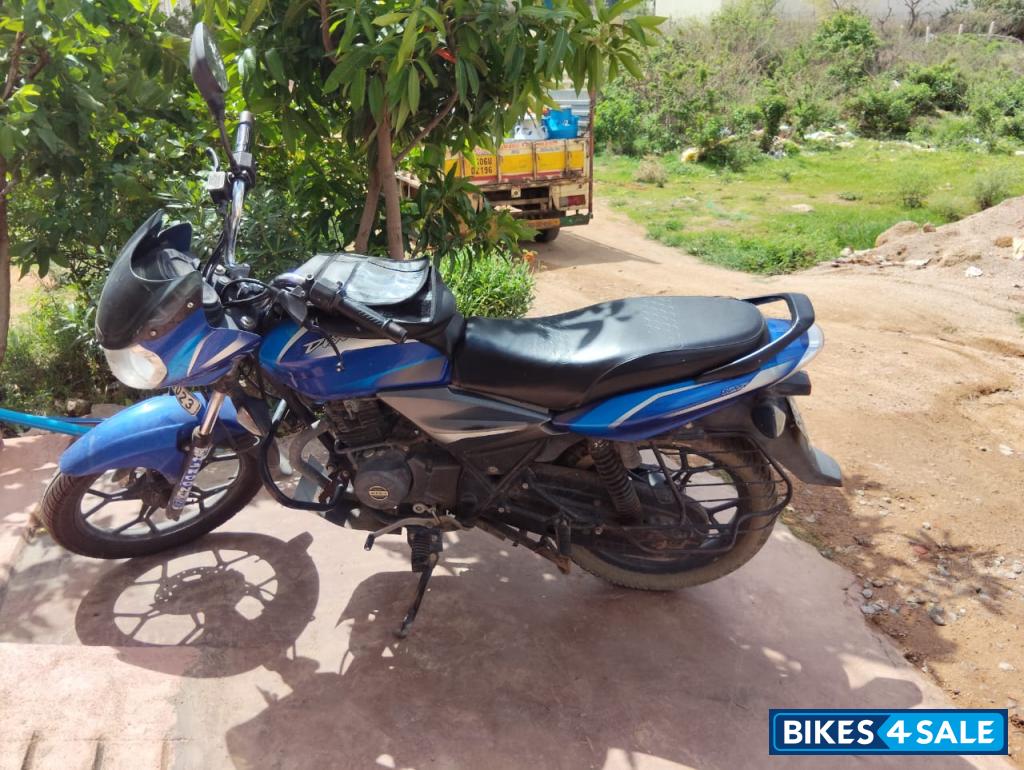 Bajaj Discover 125