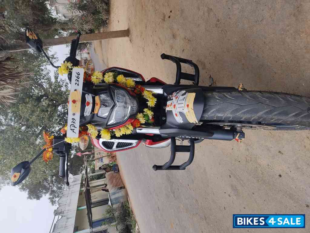 Vivid Red Cocktail Yamaha FZ-S FI V2