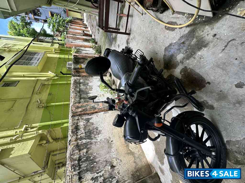 Jawa 42 Dual Channel ABS AllStar Black