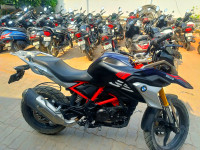 Black-red BMW G 310 GS