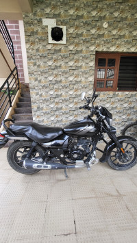 Bajaj Avenger Street 160 BS6 2021 Model