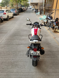 White & Red Yamaha FZ-S