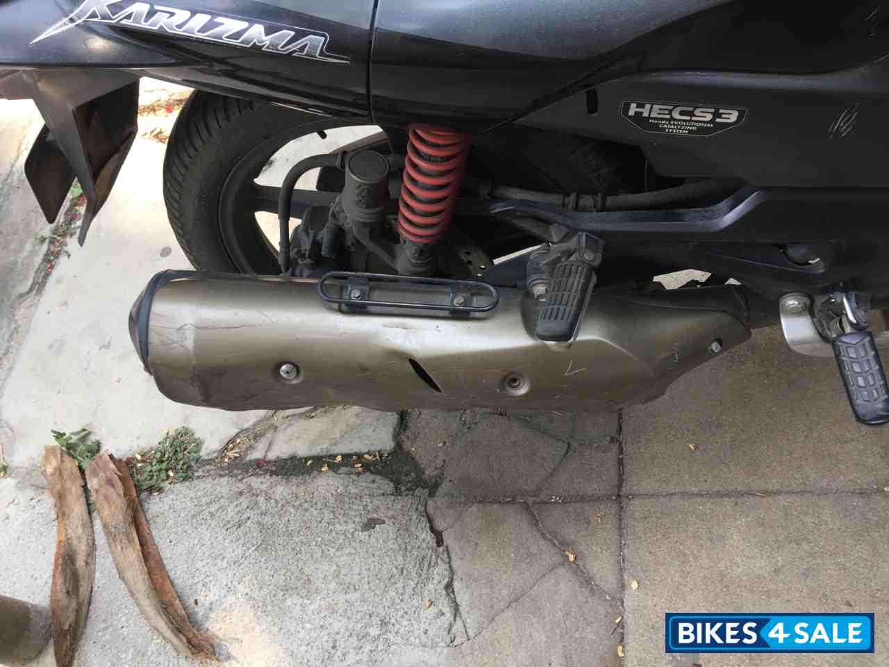 Black Hero Karizma ZMR