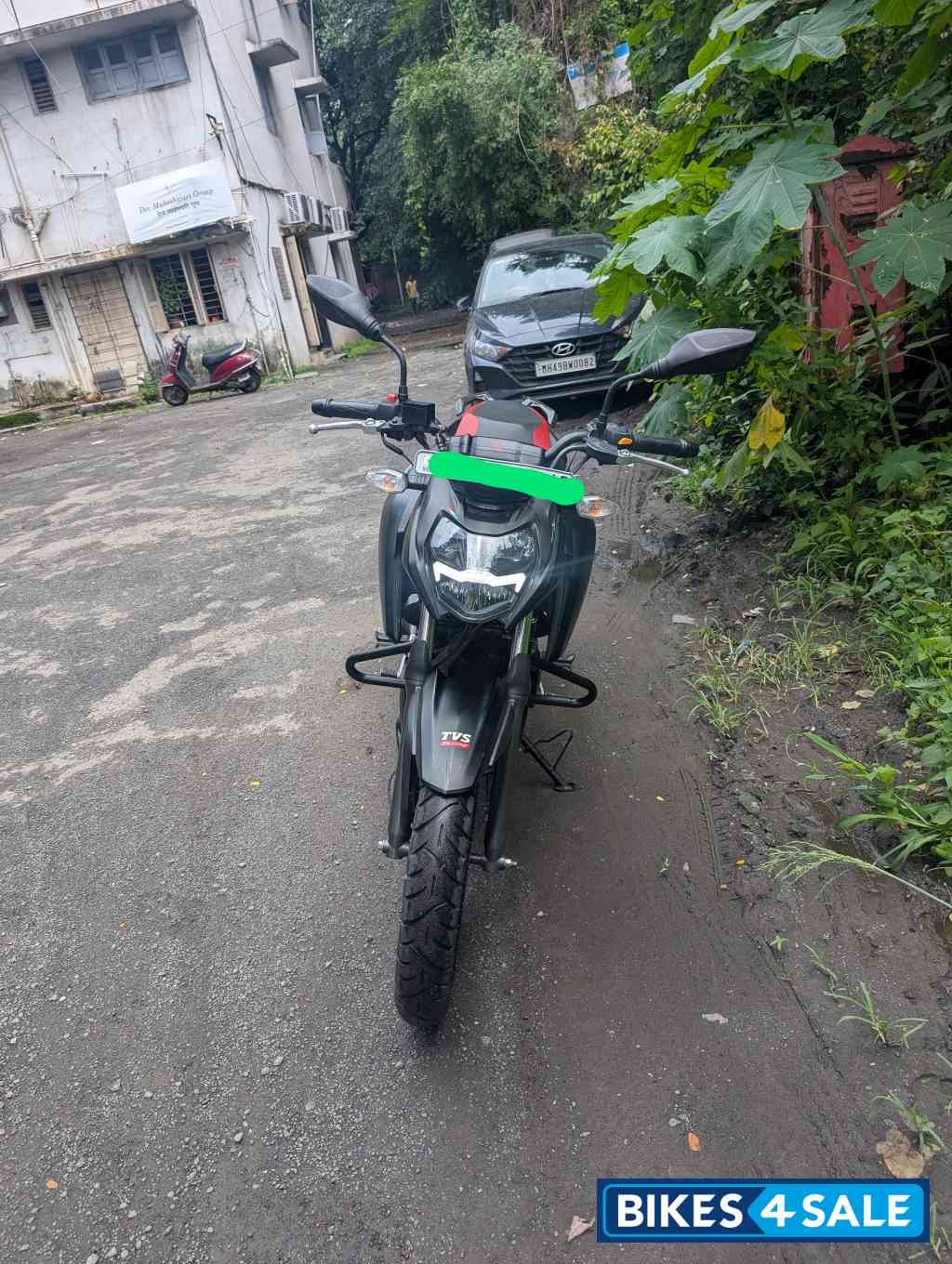 TVS Apache RTR 160 4V Special Edition