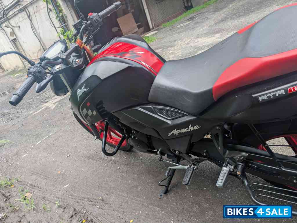TVS Apache RTR 160 4V Special Edition