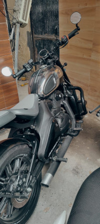 Jawa 42 Bobber Dual Channel ABS