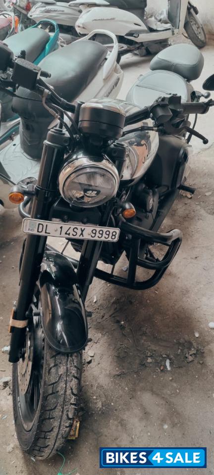 Jawa 42 Bobber Dual Channel ABS