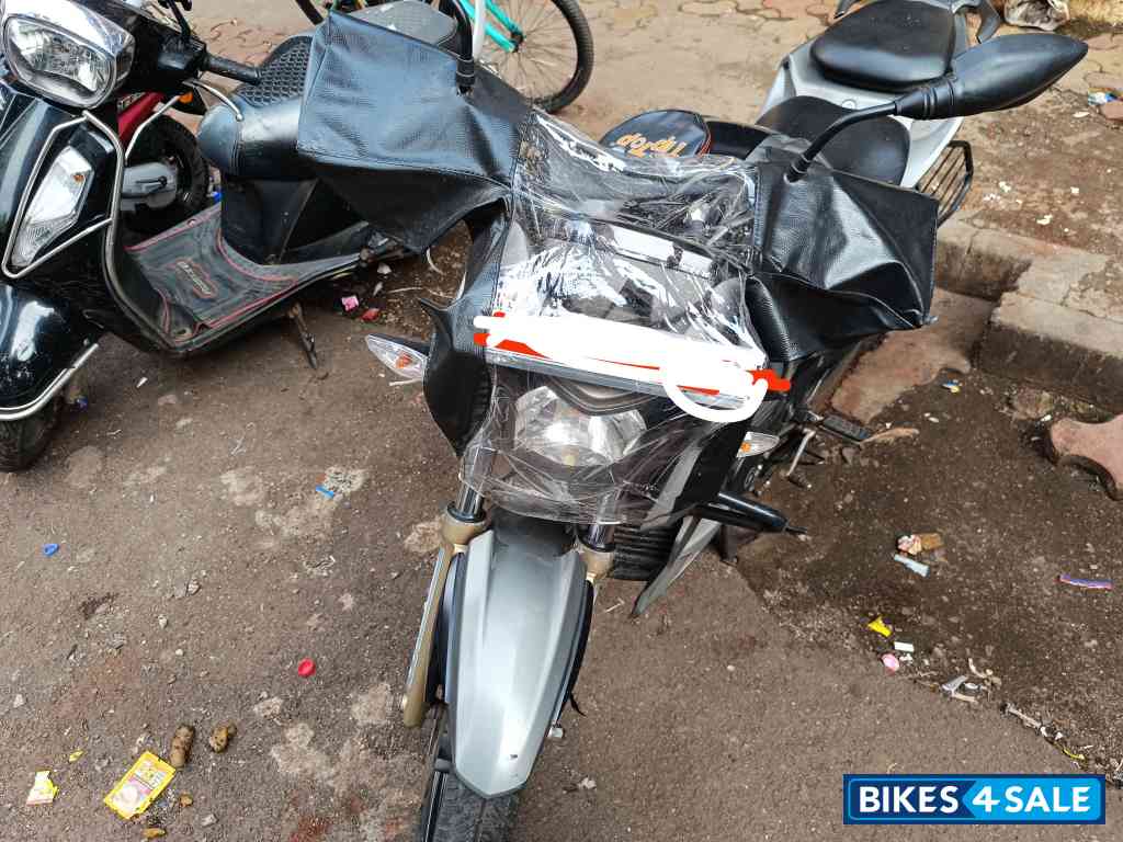 Grey TVS Apache RTR 200 4V