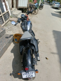 Jawa 42 Bobber Black Mirror