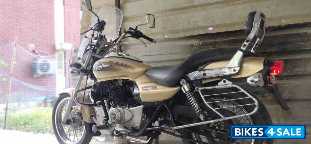 Bajaj Avenger Cruise 220