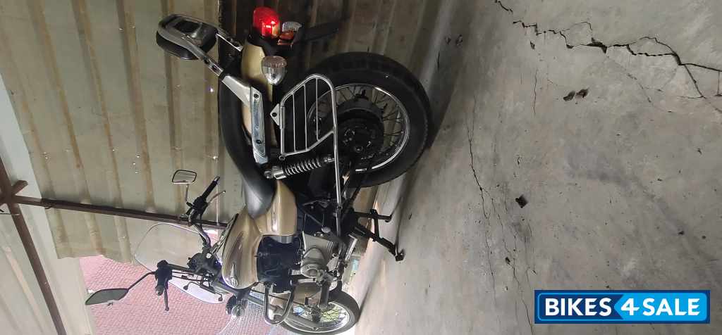 Bajaj Avenger Cruise 220
