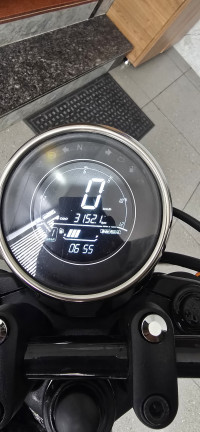 Jawa 42 Bobber Black Mirror