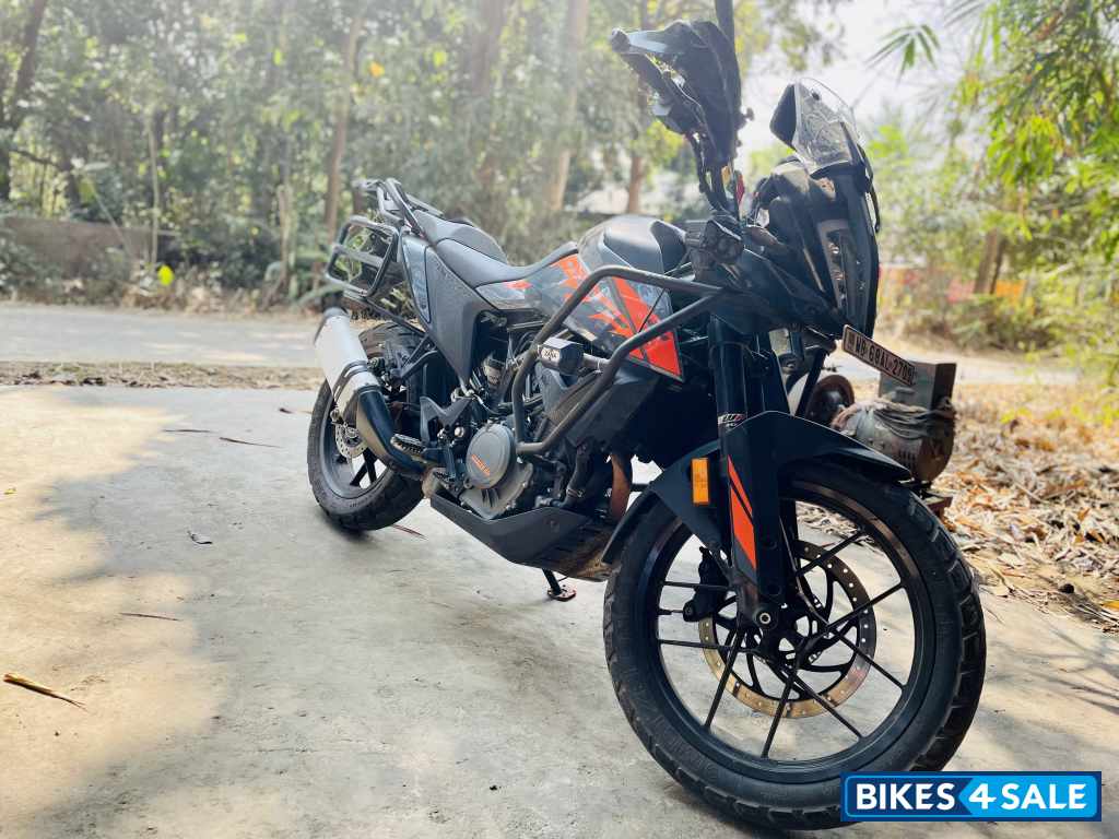 Black KTM 390 Adventure 2022