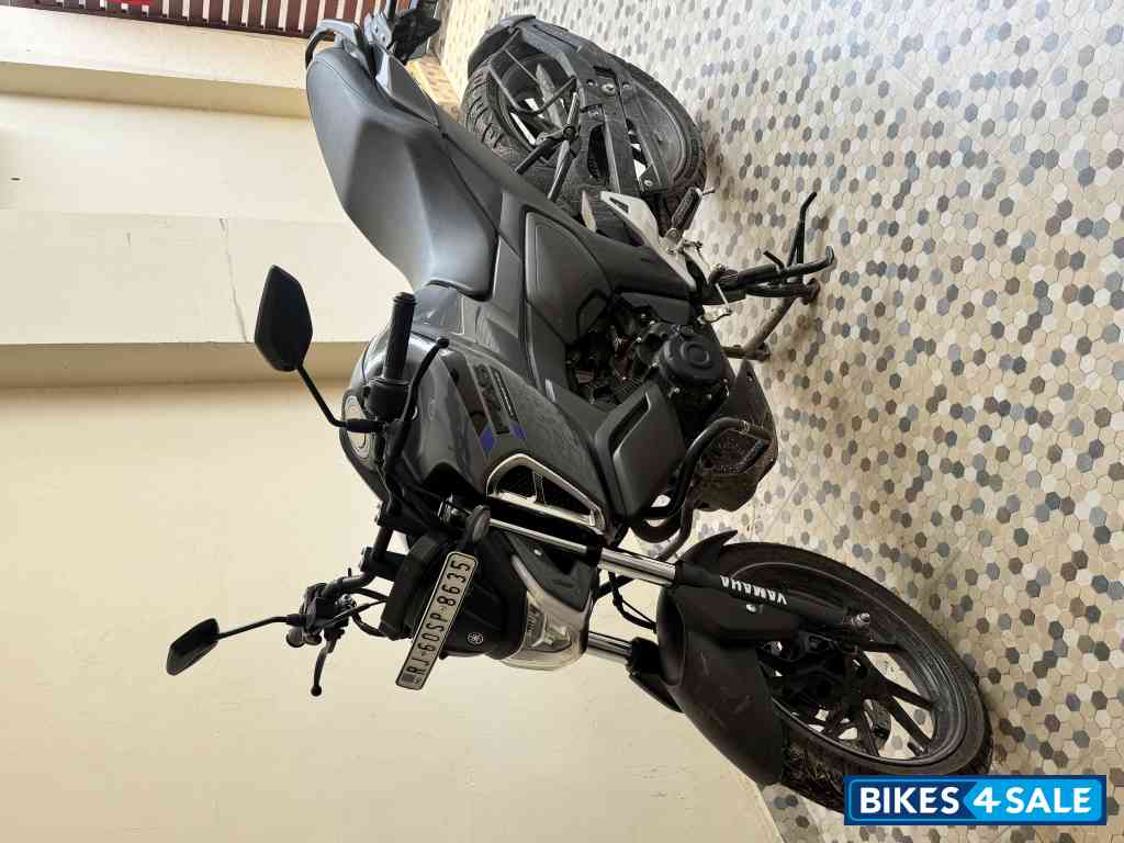 Yamaha FZ-S FI Ver 4.0