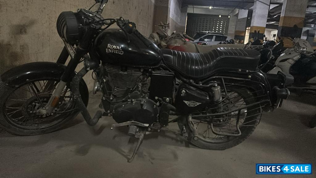Royal Enfield Bullet 350 ES BS6