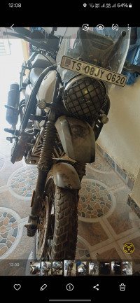 Yezdi Adventure Gloss