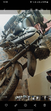 Yezdi Adventure Gloss