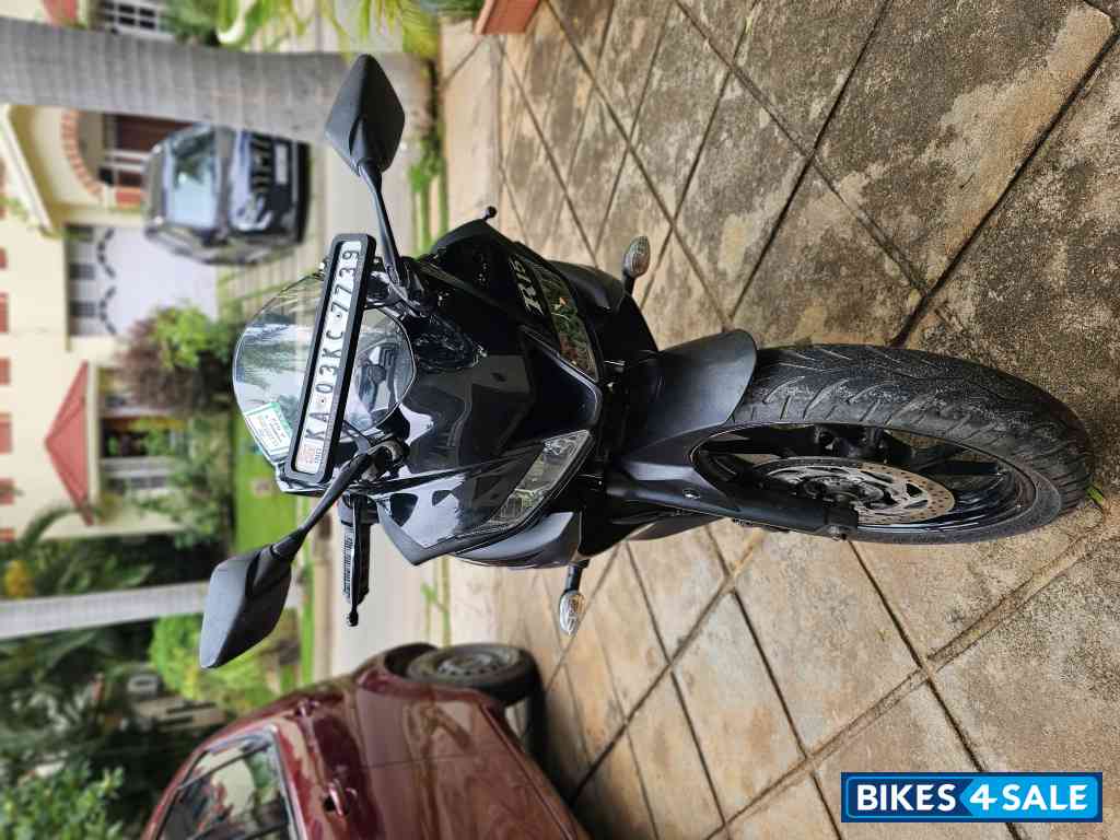 Black Yamaha YZF R15 V3 BS6 Black Yamaha YZF R15 V3 BS6