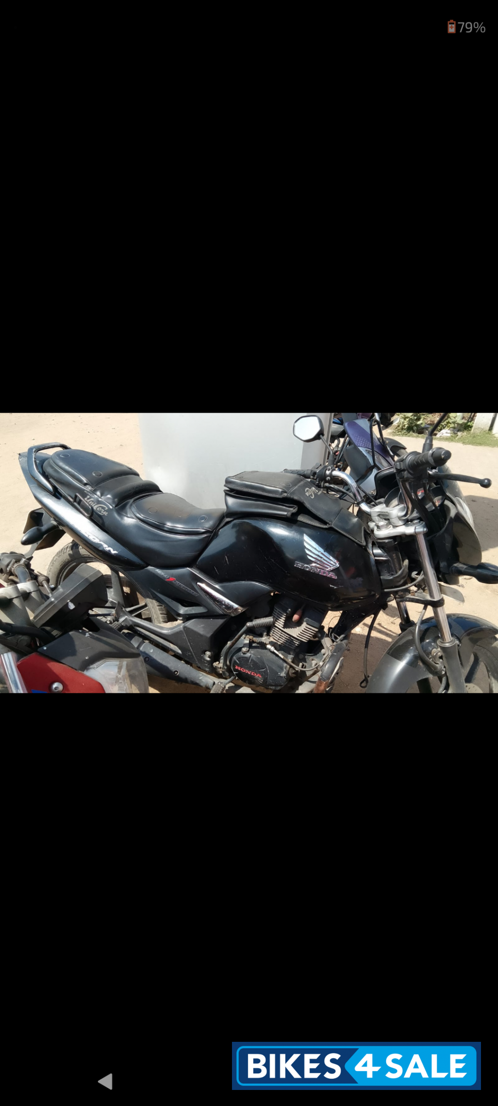 Black Honda CB Unicorn