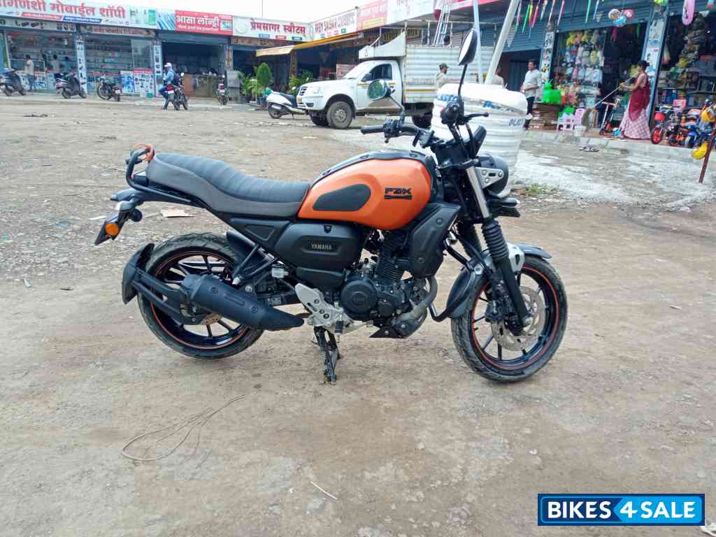 Matt Orange Yamaha FZ-X