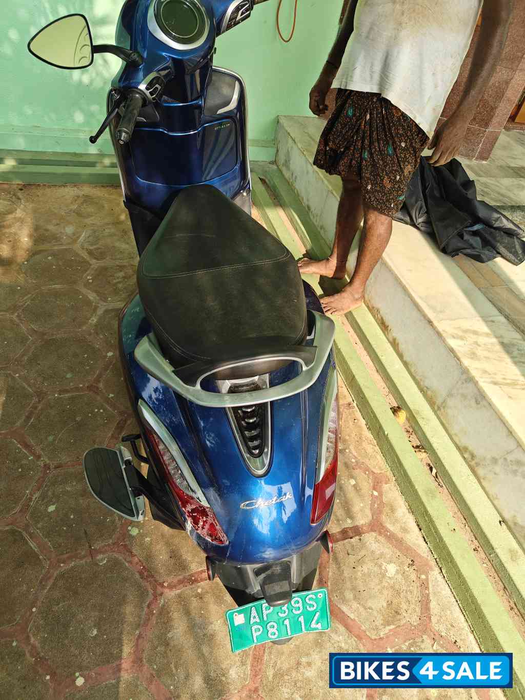 Bajaj Chetak Premium 2023 Edition