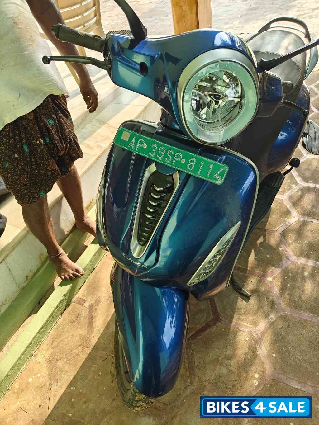 Bajaj Chetak Premium 2023 Edition