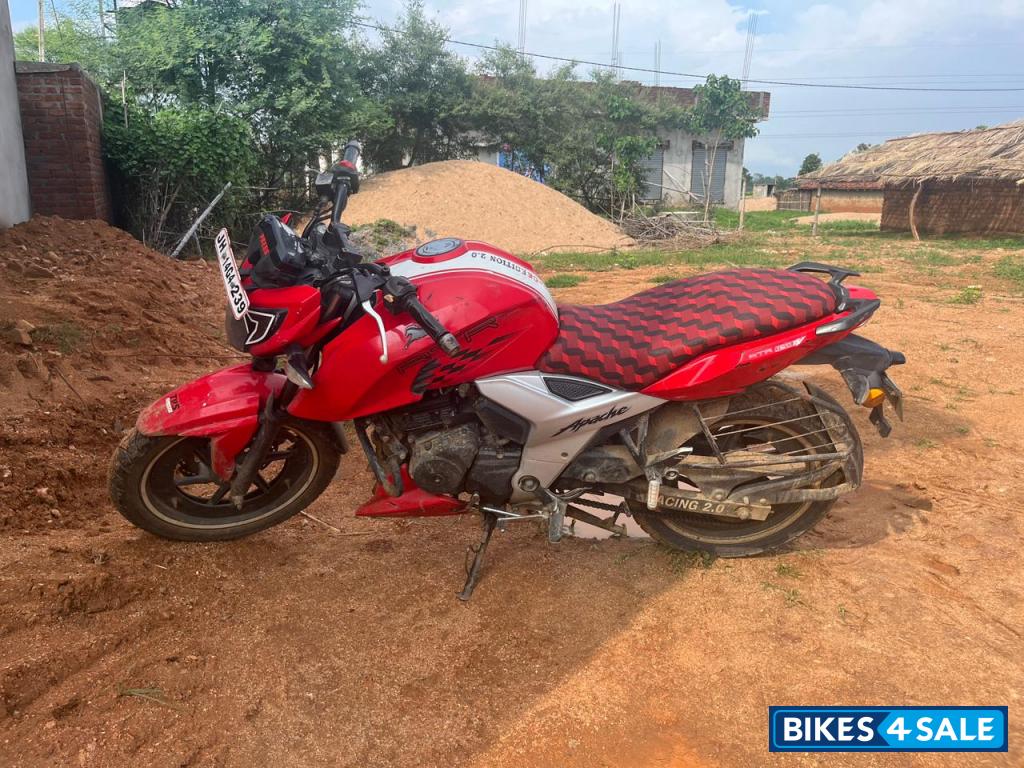 TVS Apache RTR 160 4V