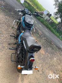 Blue Royal Enfield Meteor 350 Supernova