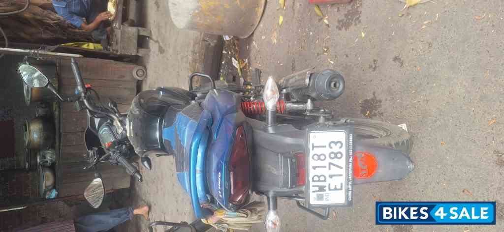 Black & Blue Hero Glamour 125 Disc