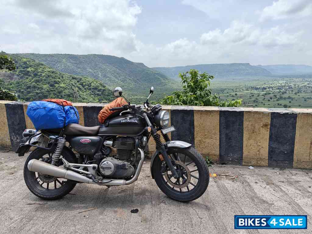 Matte Black Honda CB350 DLX Pro