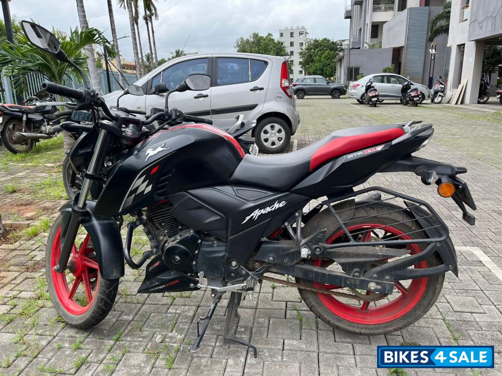TVS Apache RTR 160 4V Special Edition