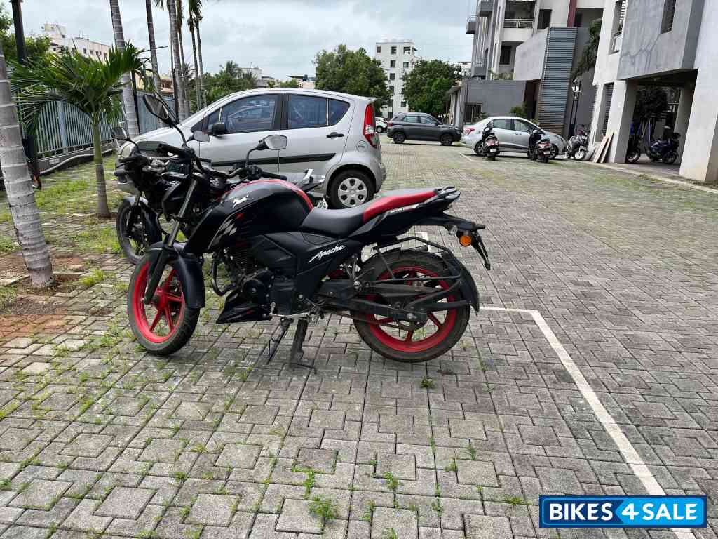TVS Apache RTR 160 4V Special Edition