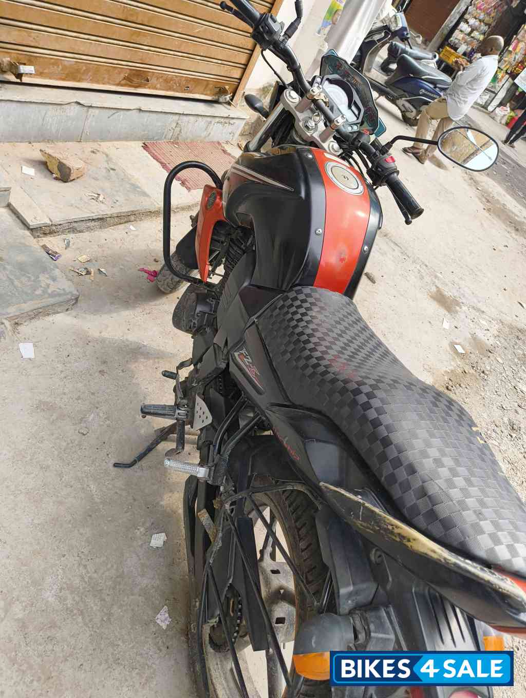 Black Orange Yamaha FZ-S