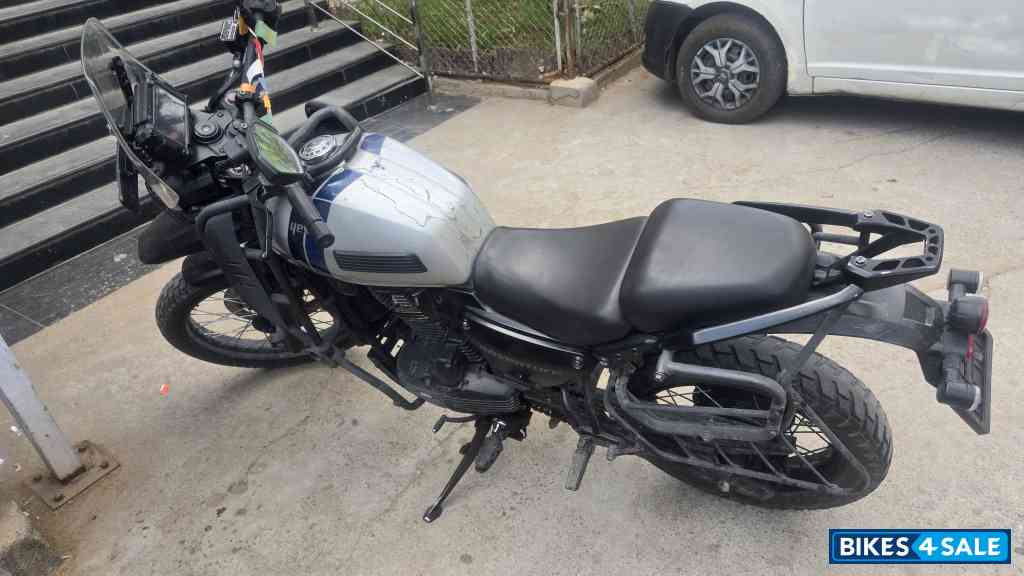 Slick Silver Yezdi Adventure Single Headlight