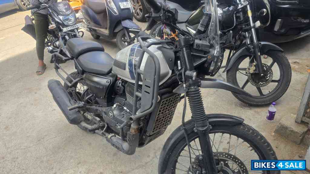 Slick Silver Yezdi Adventure Single Headlight