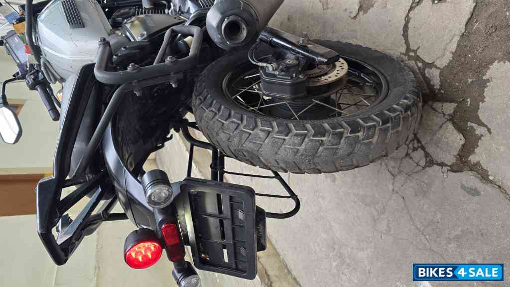 Slick Silver Yezdi Adventure Single Headlight