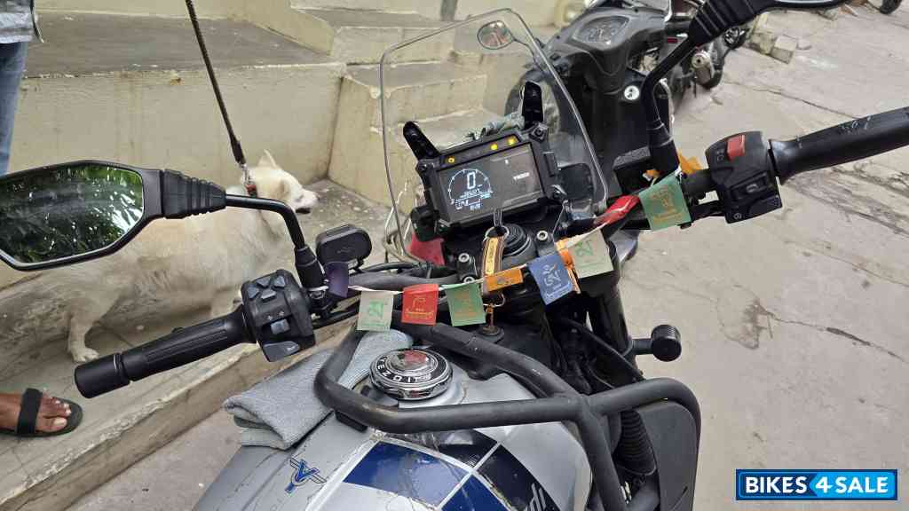 Slick Silver Yezdi Adventure Single Headlight