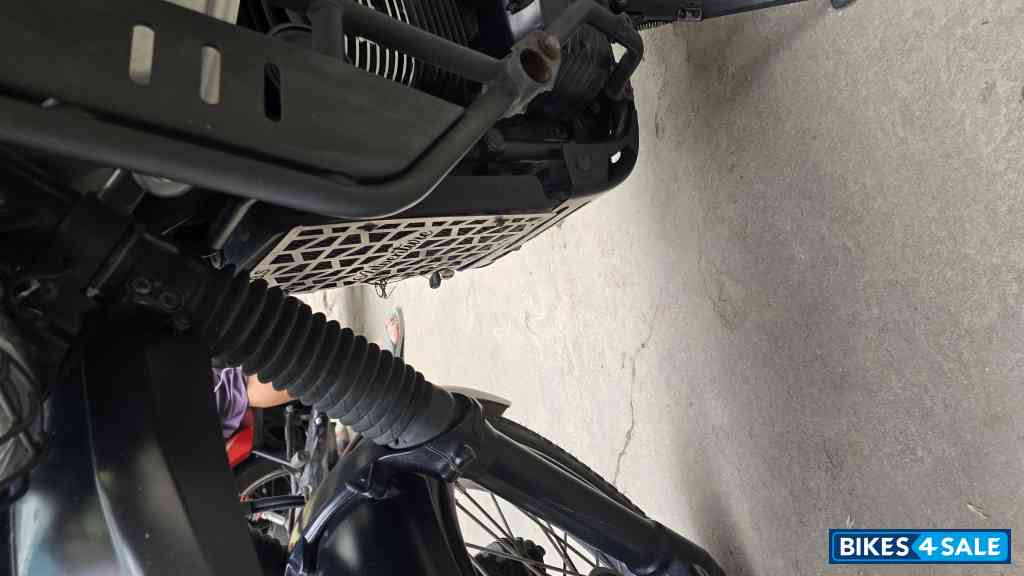 Slick Silver Yezdi Adventure Single Headlight