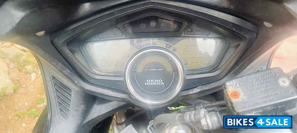 Black Hero Karizma ZMR