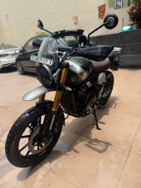 Khaki Triumph Scrambler 400 X