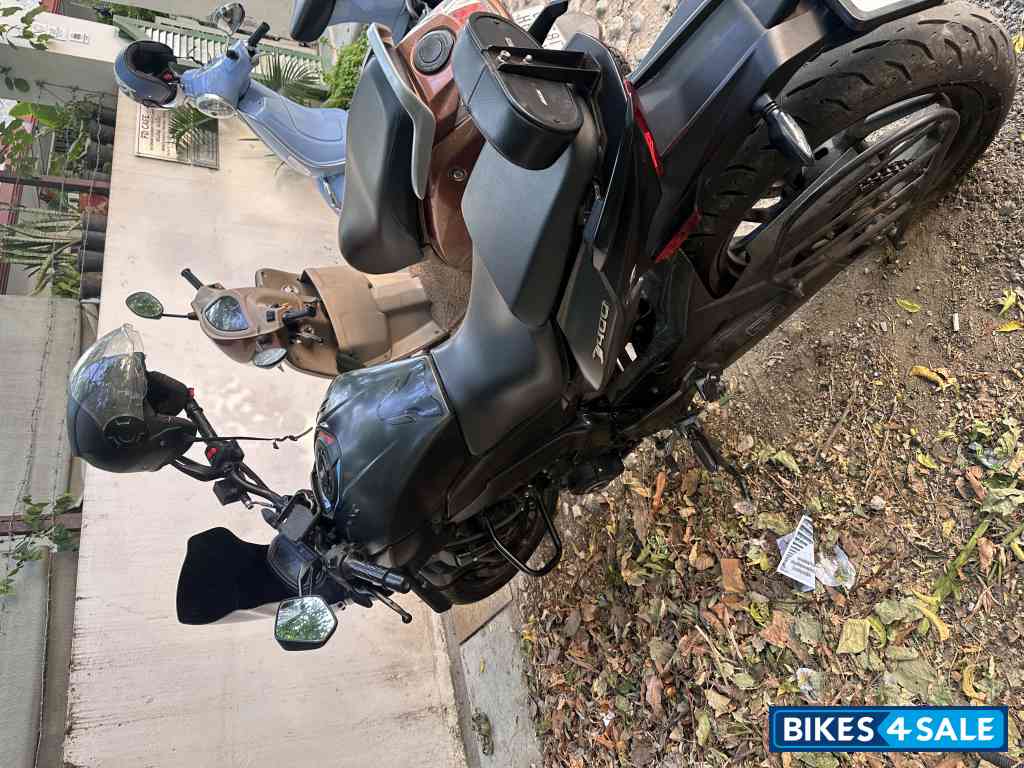 Bajaj Dominar 400 ABS BS6