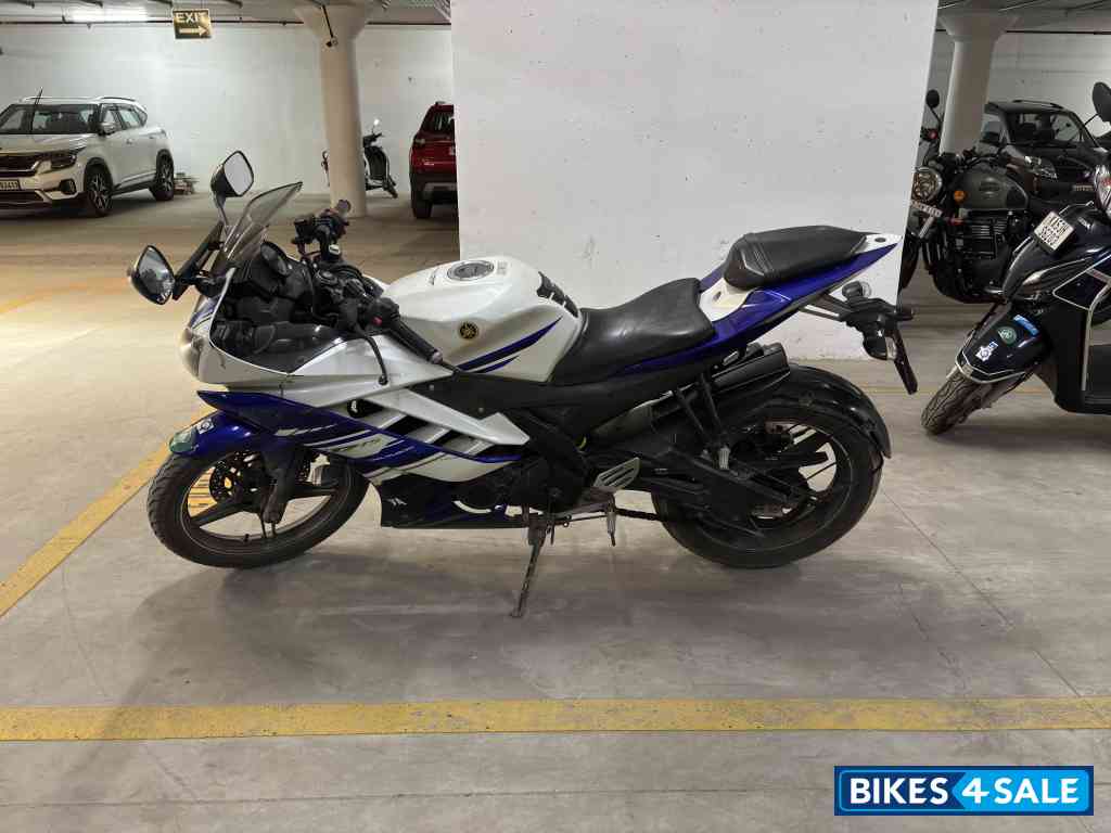 Yamaha YZF R15 V2