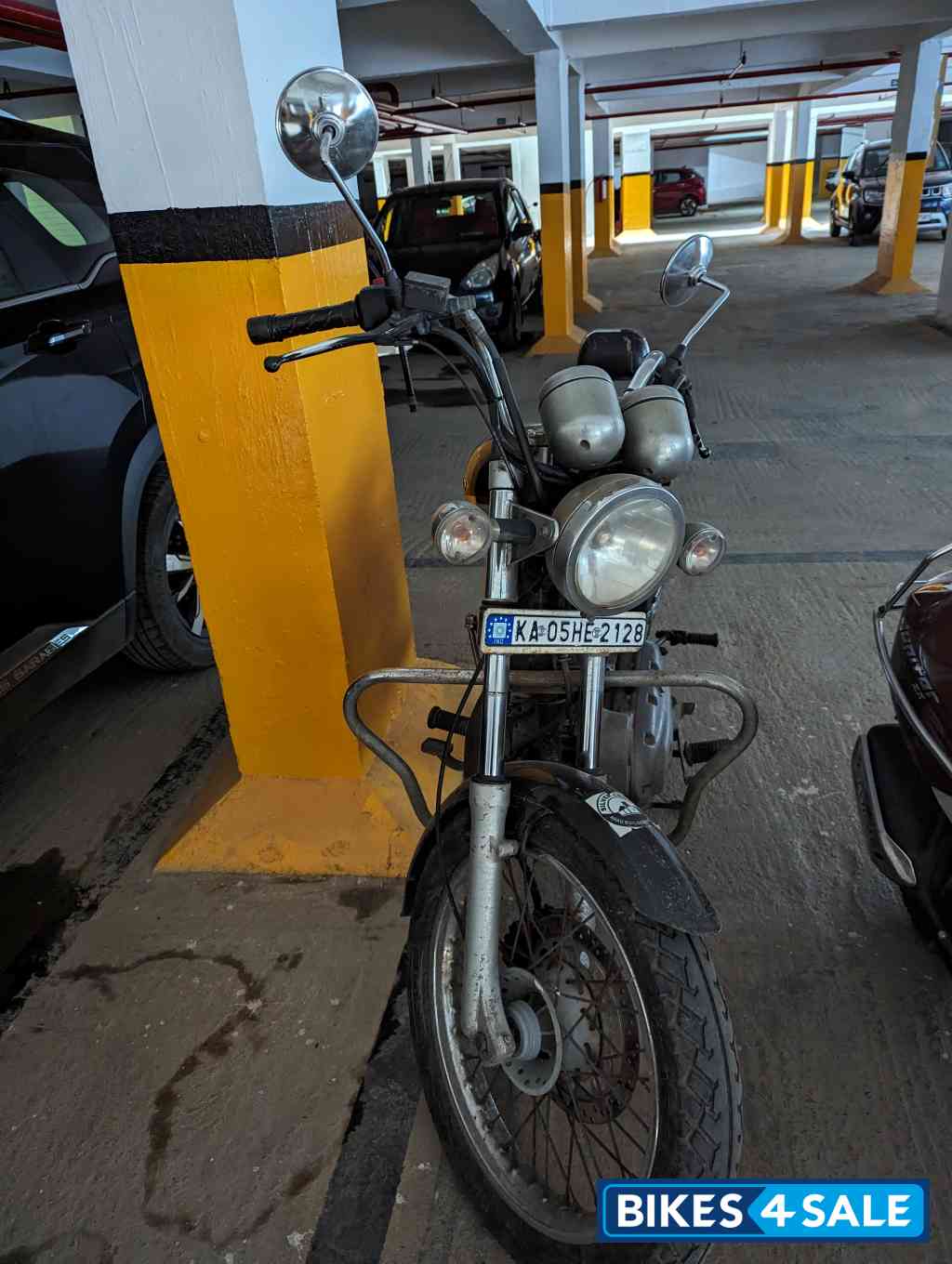 Royal Enfield Thunderbird