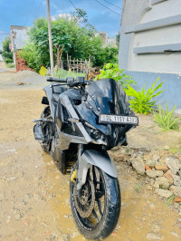 Bajaj Pulsar RS 200 ABS  Model