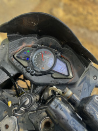 Bajaj Pulsar RS 200 ABS
